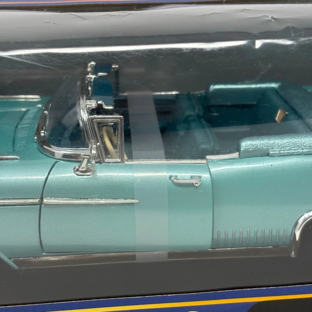 1958 Cadillac Eldorado Biarritz 1:18 American Mint Diecast Model Car Teal